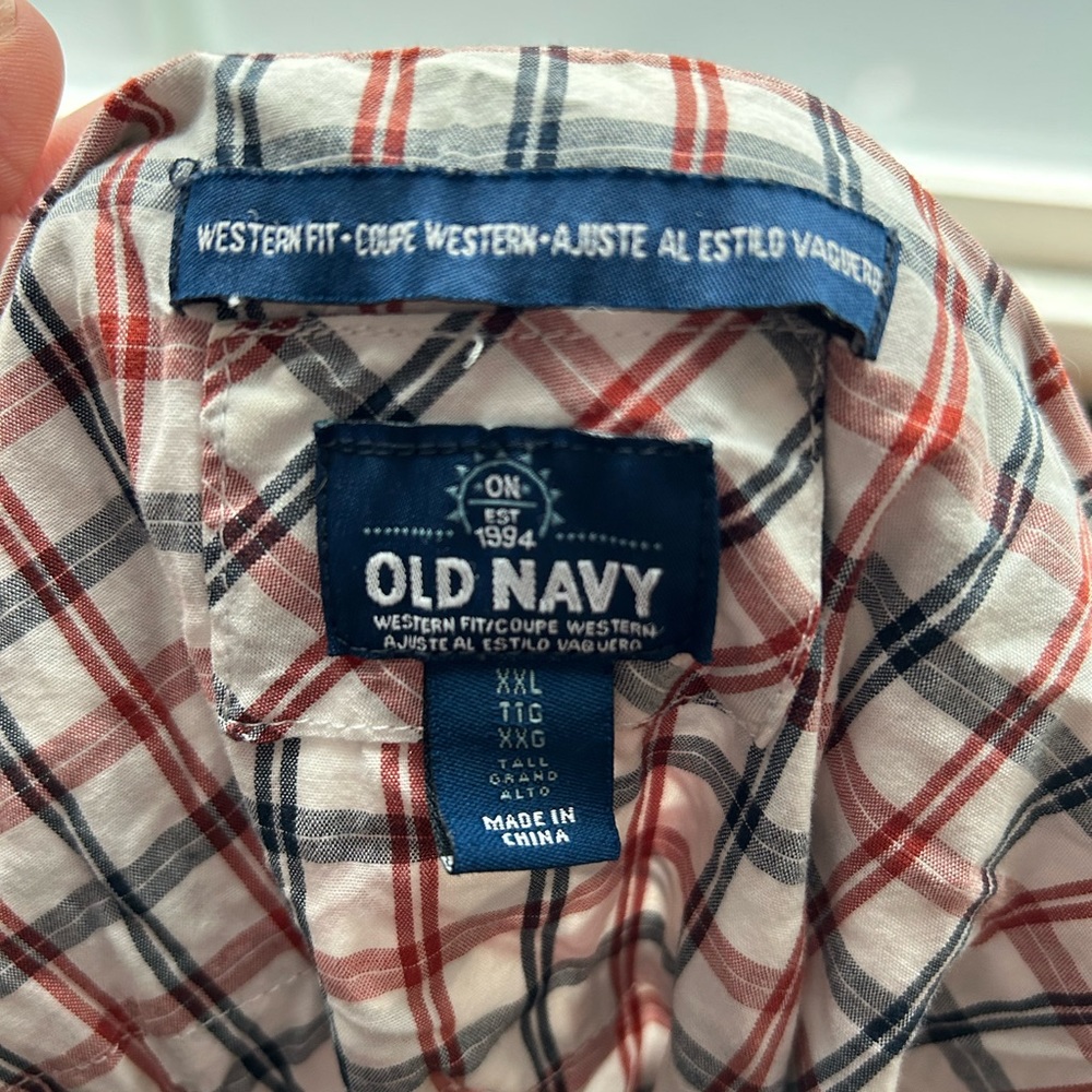 Men’s Old Navy Western style shirt in red, navy, and white size XXL